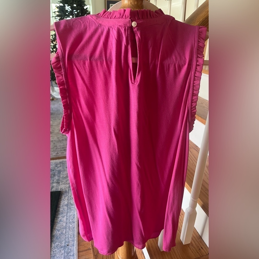 LOT of 2 LOFT Sleeveless and Cap Sleeve Ruffle Blouses Pink Black Size Medium - Picture 9 of 11